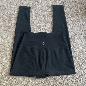 Beyond Yoga Gray High Wasited Athletic Leggings Medium Ankle 7/8 Length #955